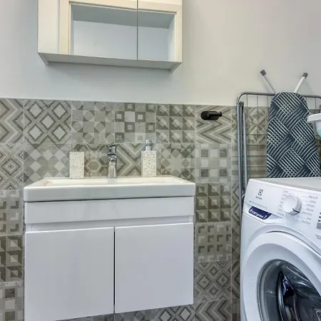 Apartamento Adria 1 By Guide