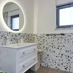 דירה Adria 1 By Guide *