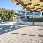 Adria 1 By Guide * פורץ