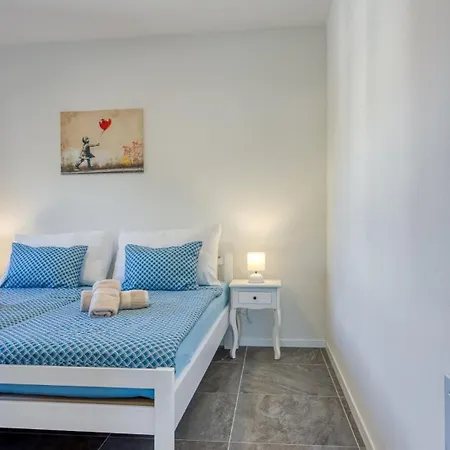 Apartman Adria 1 By Guide Poreč