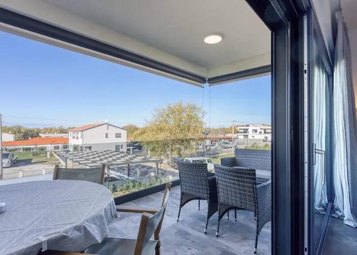 Apartman Adria 1 By Guide Poreč